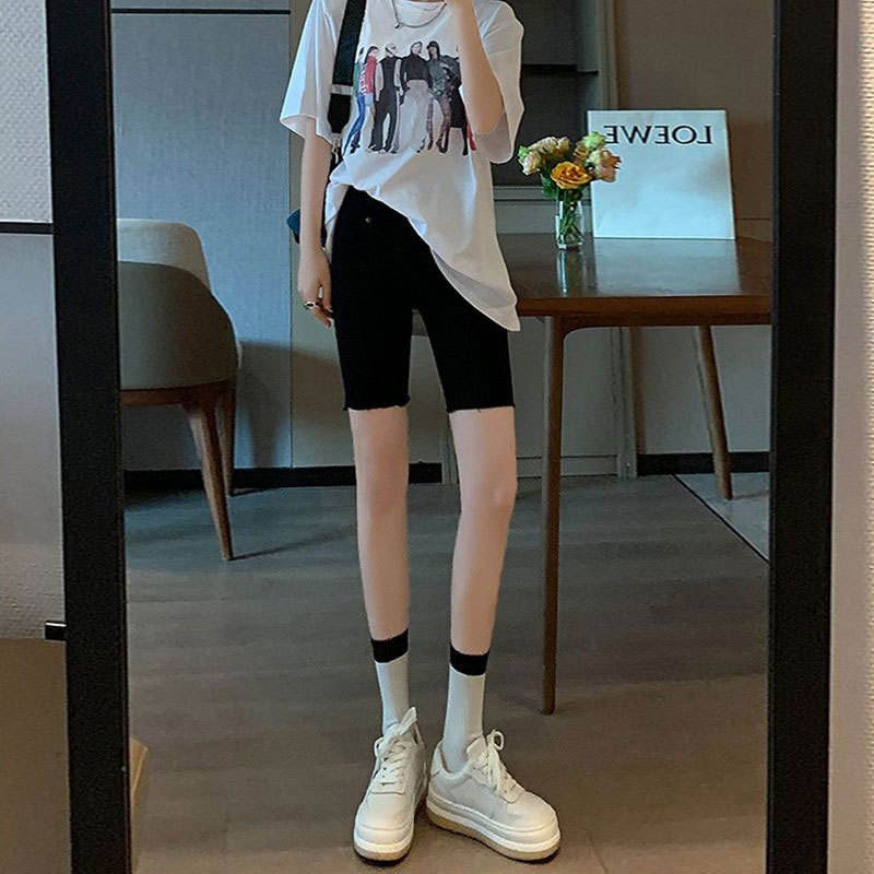 Cycling Shorts For Commute - กางเกงขาสั้นผ้ายีนส์สีดำสำหรับผู้หญิง ทรงเอวสูง ผ้ายืดบางเบา เหมาะสำหรับฤดูร้อน ดีไซน์ห้าส่วน ช่วยกระชับสัดส่วน